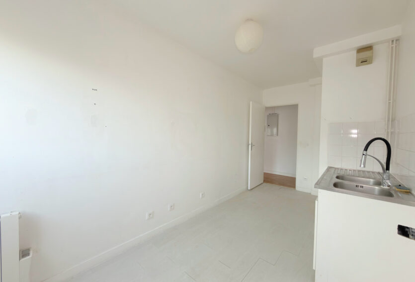 3 pièces avec parking, dernier étage, cœur de ville DPE C