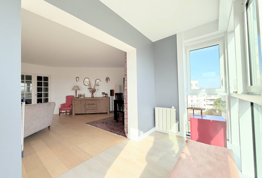 Appartement 116.3 m2 Puteaux limite Suresnes