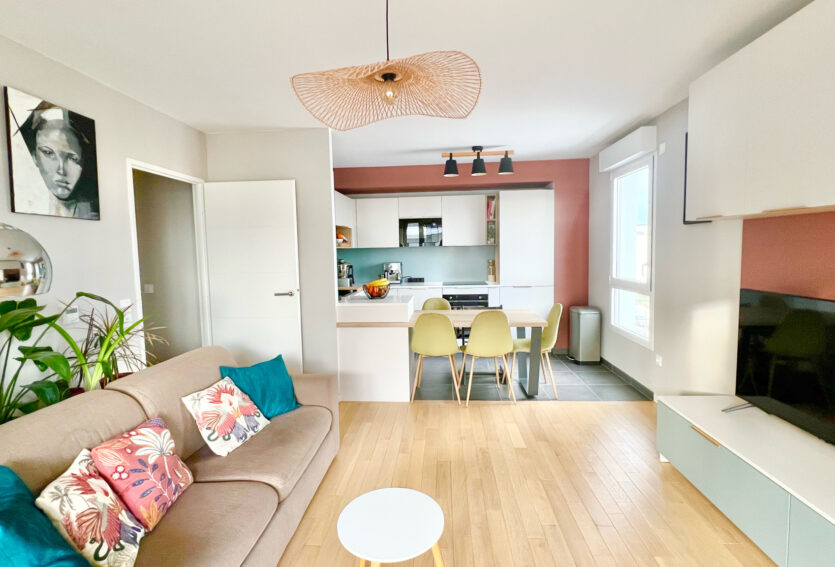 Appartement 3 pièces 59,27 m2 avec grand balcon et vue dégagée – Quartier Châtaigneraie