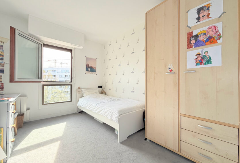 Appartement 116.3 m2 Puteaux limite Suresnes