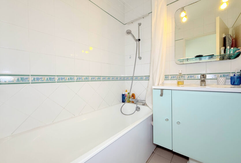 Appartement 116.3 m2 Puteaux limite Suresnes