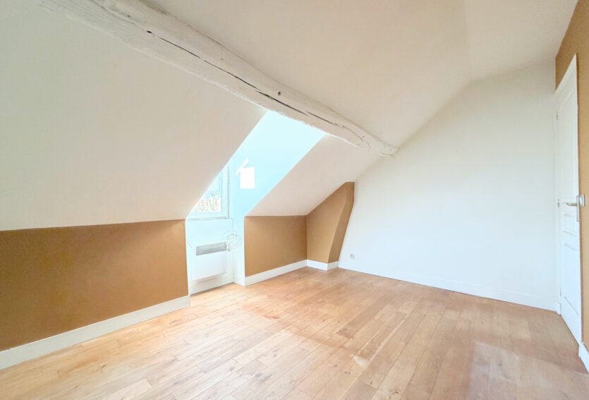 MAISON DE VILLE 2 CHAMBRES CŒUR DE VILLE