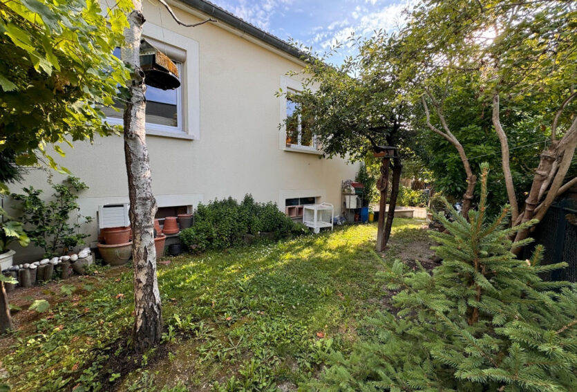 MAISON 4 CHAMBRES AU CALME À PROXIMITÉ DE LA PLACE BESCHE