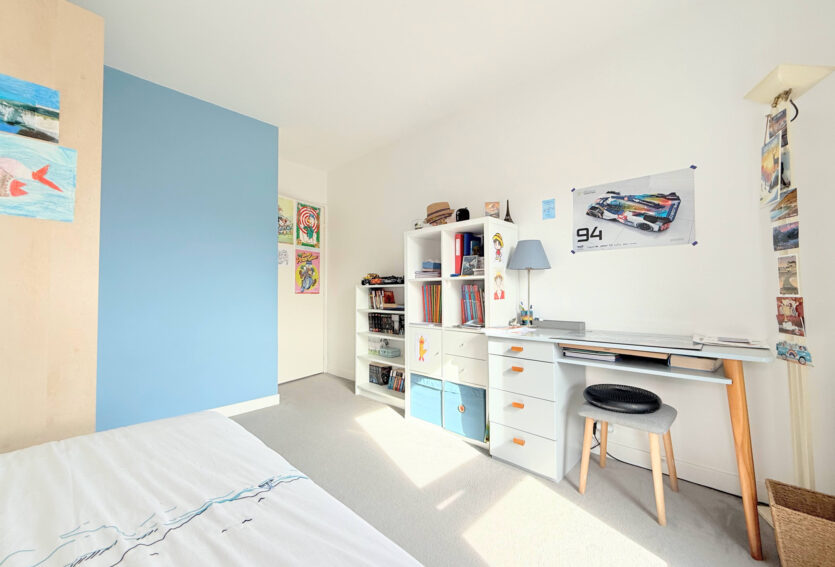 Appartement 116.3 m2 Puteaux limite Suresnes