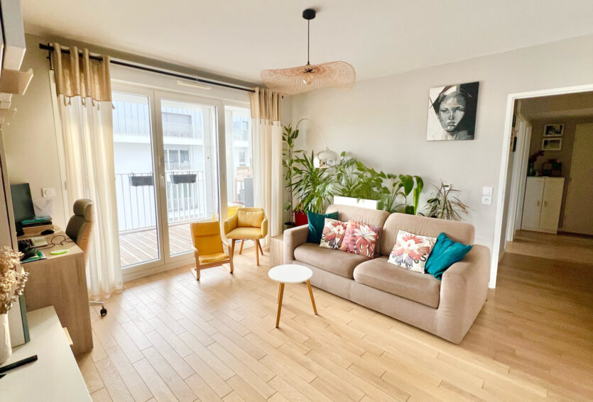 Appartement 3 pièces 59,27 m2 avec grand balcon et vue dégagée – Quartier Châtaigneraie