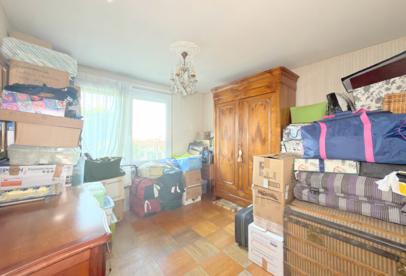 MAISON 4 CHAMBRES AU CALME À PROXIMITÉ DE LA PLACE BESCHE