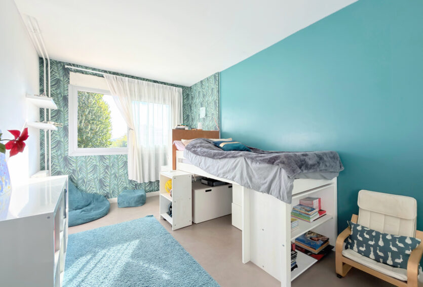 Appartement 4 pièces avec terrasse et box