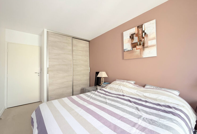 Appartement 116.3 m2 Puteaux limite Suresnes