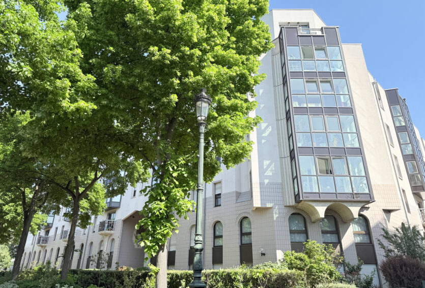 Appartement 116.3 m2 Puteaux limite Suresnes