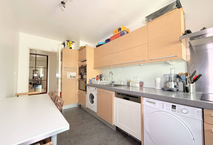 Appartement 116.3 m2 Puteaux limite Suresnes