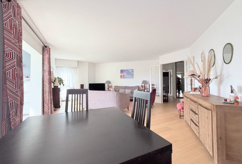 Appartement 116.3 m2 Puteaux limite Suresnes