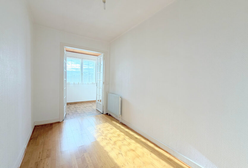 Maison limite Suresnes Parcelle 367 m2