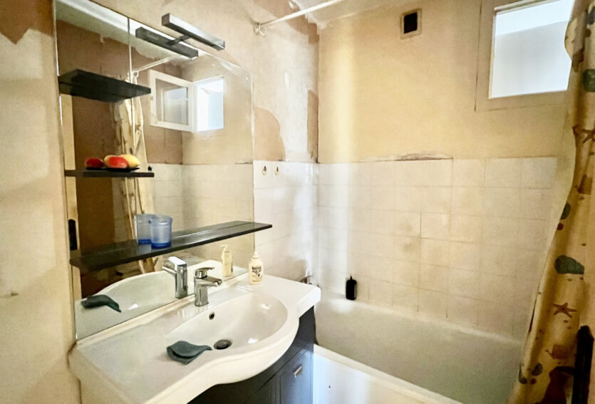 Appartement de 55 m2, cave et box – Les Closeaux