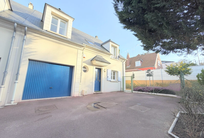 Maison Buzenval DPE C, 4 chambres, jardin, garage et sous-sol