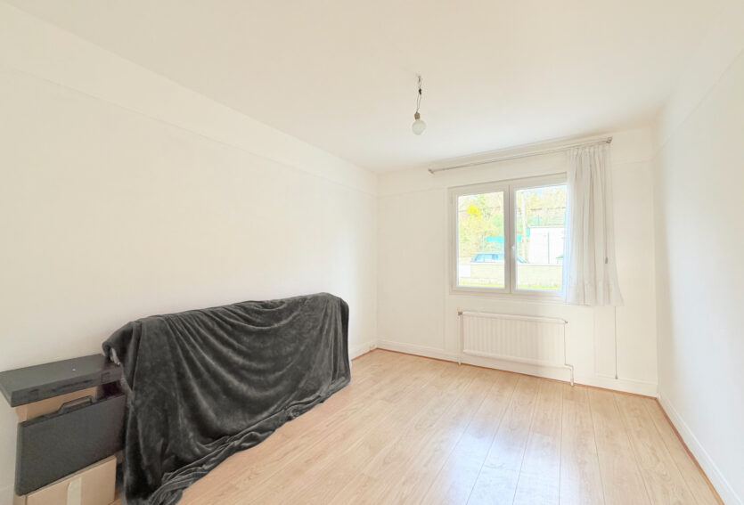 Maison limite Suresnes Parcelle 367 m2