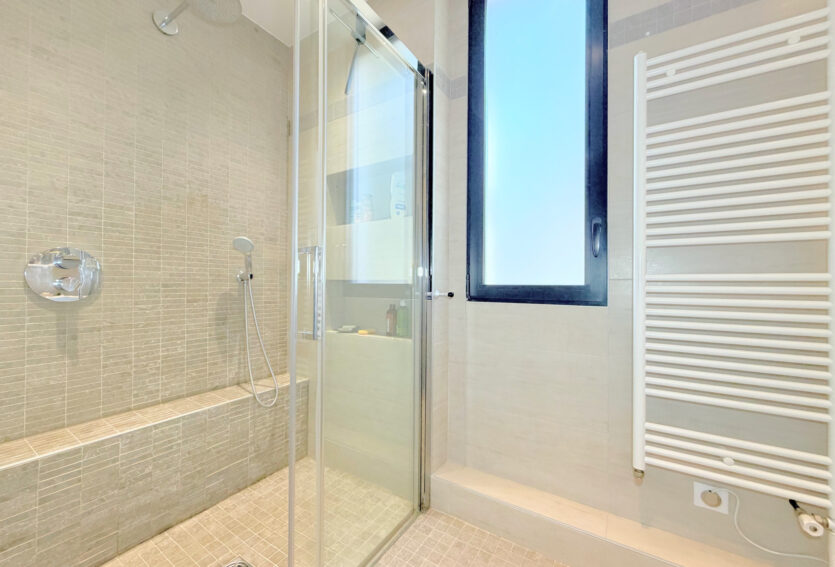 MAISON ENTRE CENTRE-VILLE ET RER A – PARCELLE DE 602 m2