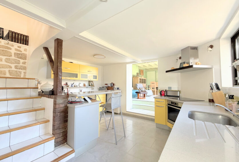 MAISON ENTRE CENTRE-VILLE ET RER A – PARCELLE DE 602 m2