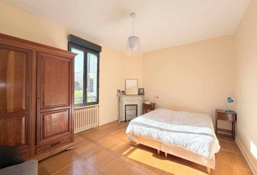 MAISON ENTRE CENTRE-VILLE ET RER A – PARCELLE DE 602 m2