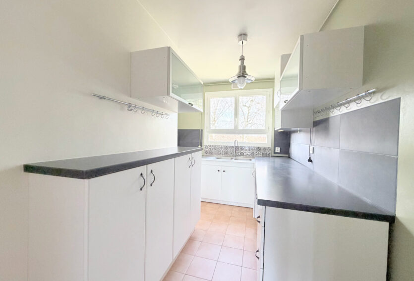 Lumineux 3 pièces – 63 m2 – 3e et dernier étage – Cave et parking