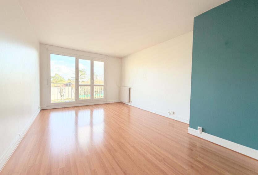 Lumineux 3 pièces – 63 m2 – 3e et dernier étage – Cave et parking