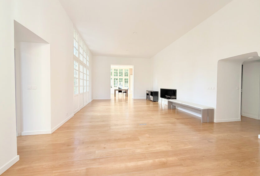 Demeure de 412 m2 habitables, parcelle de 3 000 m2 Parc de la Malmaison