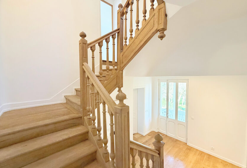 Demeure de 412 m2 habitables, parcelle de 3 000 m2 Parc de la Malmaison