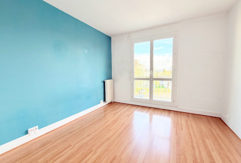 Lumineux 3 pièces – 63 m2 – 3e et dernier étage – Cave et parking